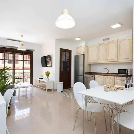 Sunnyland Costa Silencio Parking Apartment *