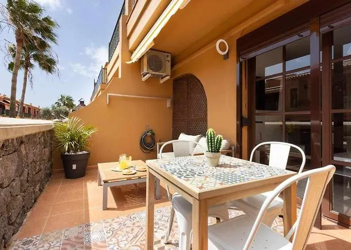 Sunnyland Costa Silencio Parking Арона