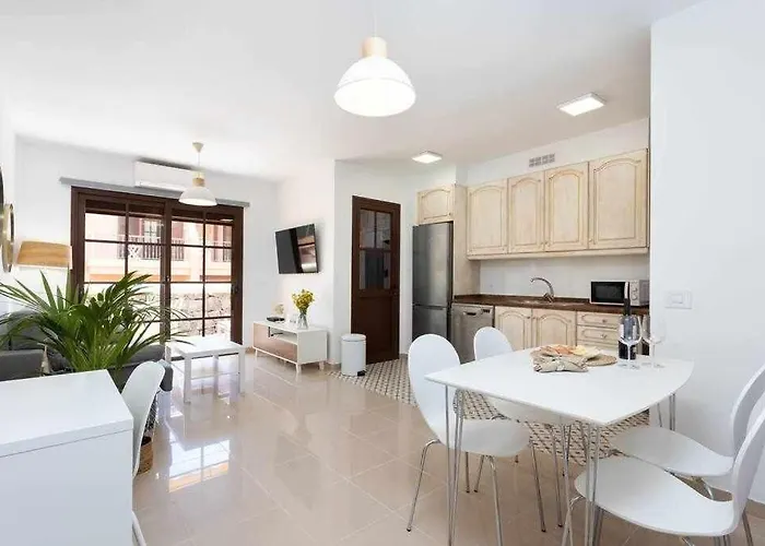 Sunnyland Costa Silencio Parking Апартаменты *